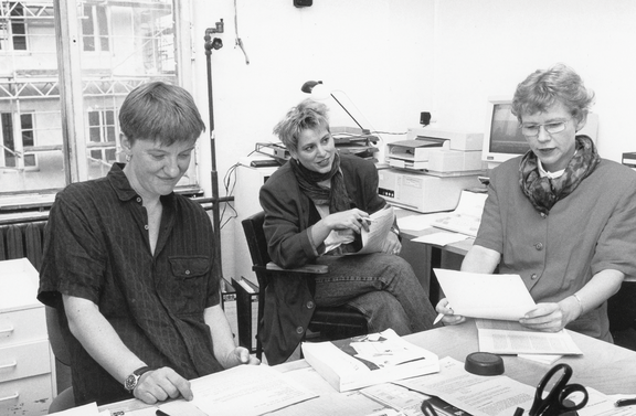 1993: Der amtierende Vorstand Ute Schlegelmilch, Claudia Neusüß und Claudia Gather